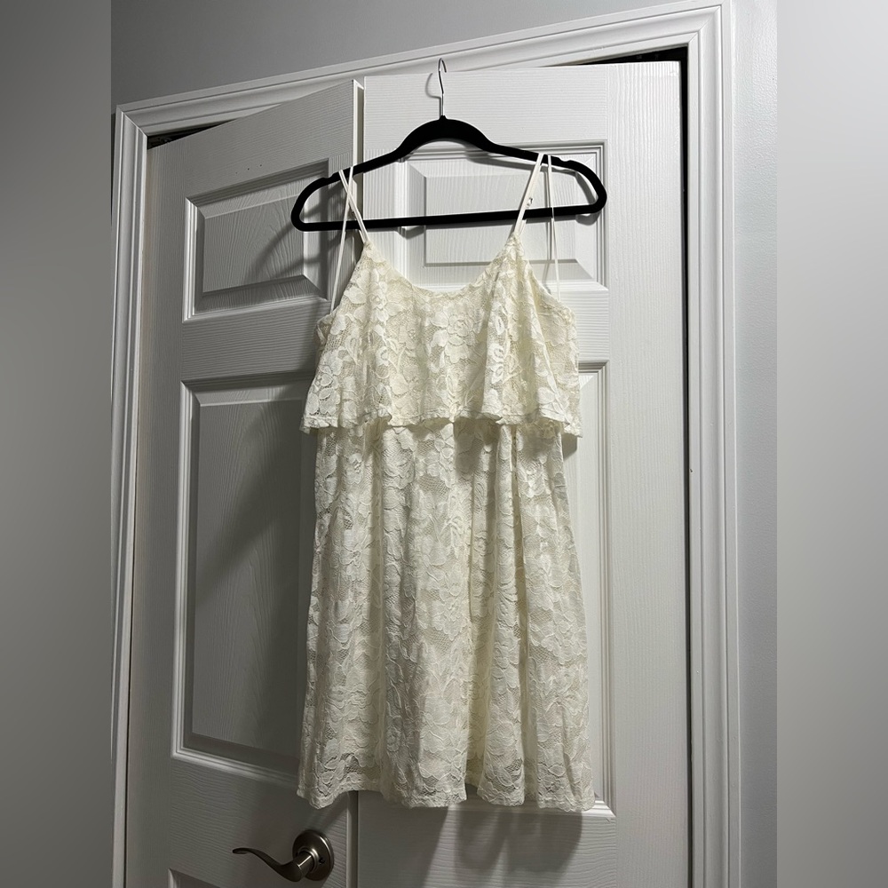 Elegant Lace Dress in Cream